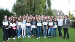 remise-du-diplome-national-du-brevet-au-college-st-yves